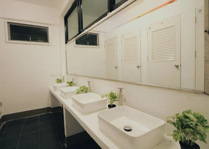 Hostel Mint