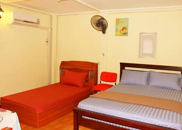 Mint Hostel *