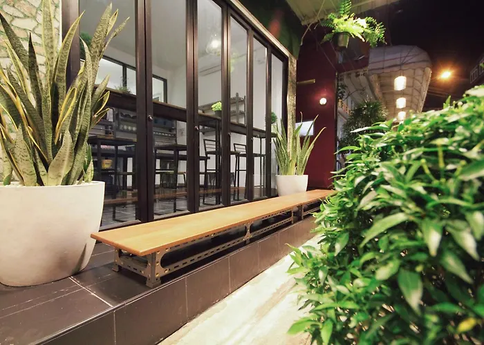 Mint Hostel *