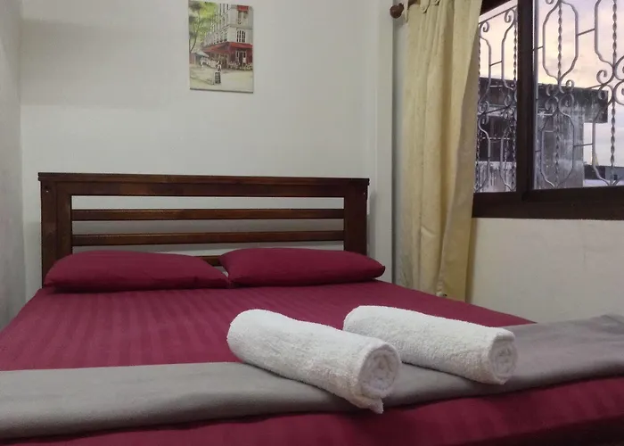 Mint Hostel *