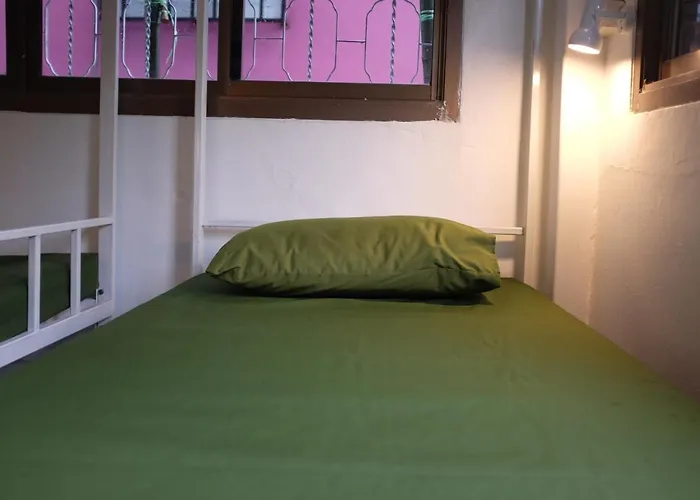 Hostel Mint